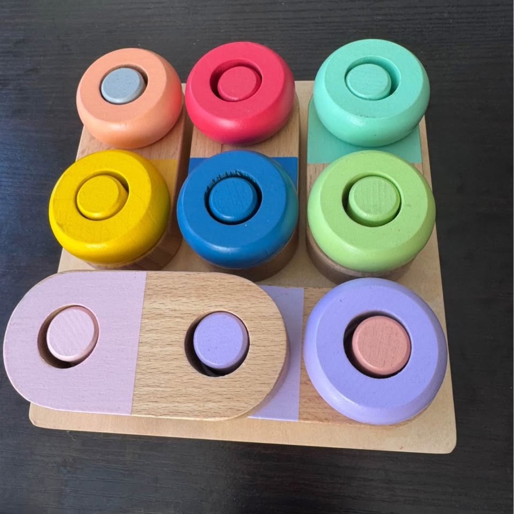 Kiwico Wood Pegboard Set for 14-15M